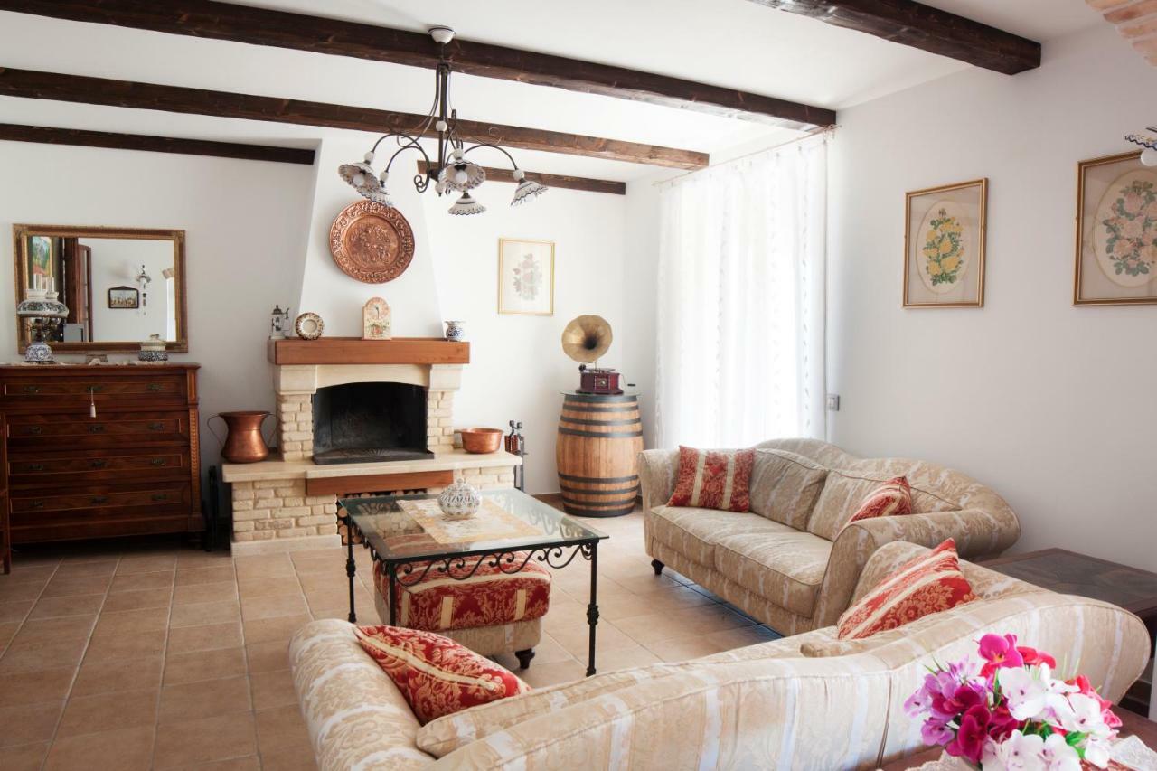 B&B L' Antica Fonte Spinetoli Exteriér fotografie